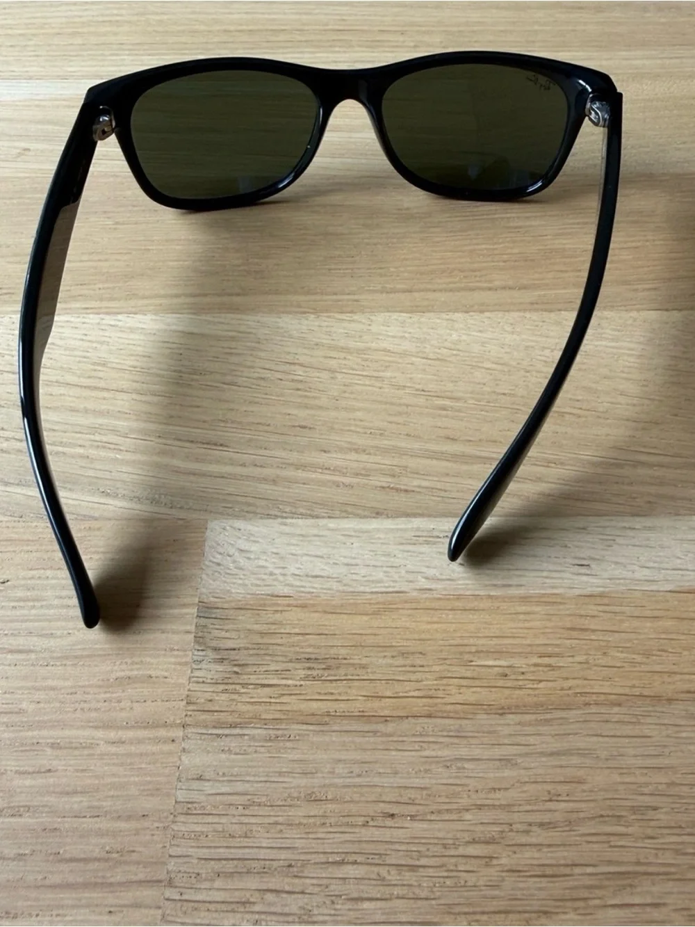 Ray-Ban Black Frame with Dark Green Lenses Sunglasses